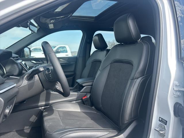 new 2025 Jeep Grand Cherokee car, priced at $40,312