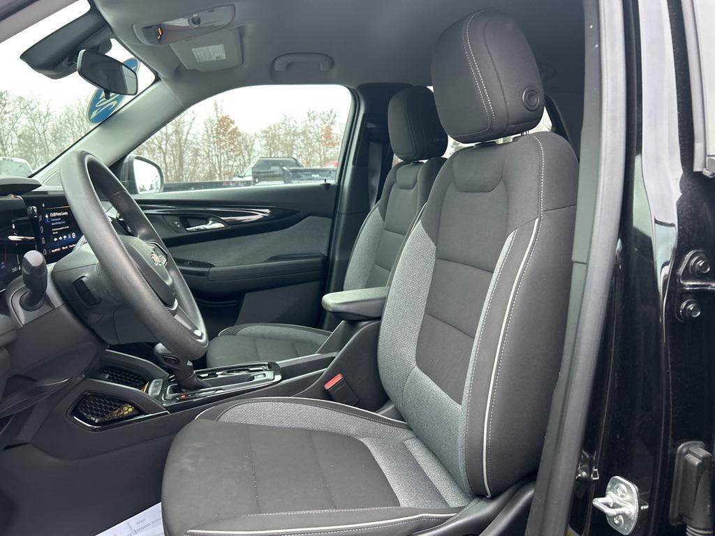 used 2024 Chevrolet TrailBlazer car, priced at $20,997