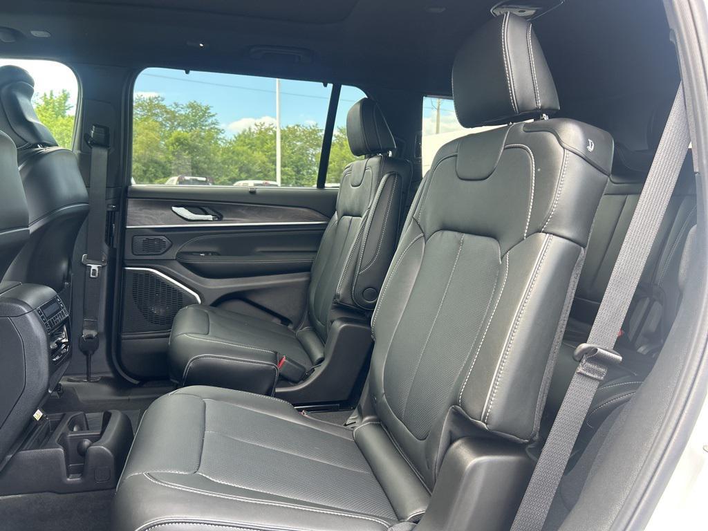 new 2025 Jeep Grand Cherokee L car, priced at $61,539