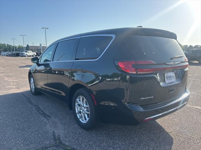 new 2025 Chrysler Pacifica car, priced at $42,690