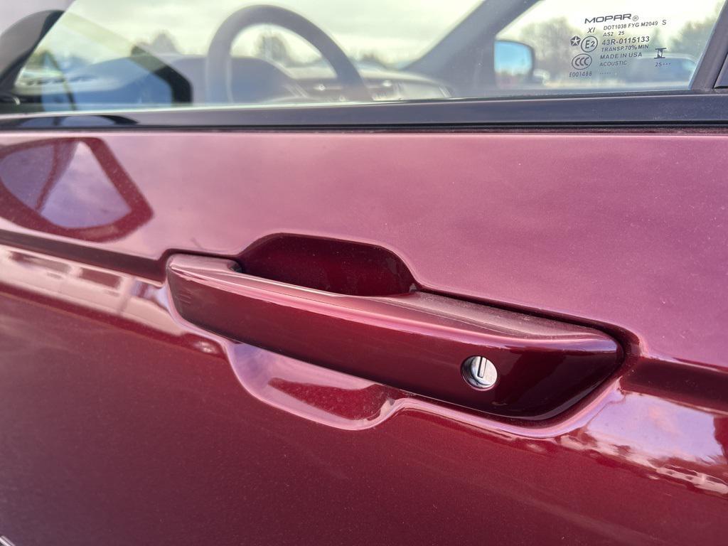 new 2025 Jeep Grand Cherokee car, priced at $50,231