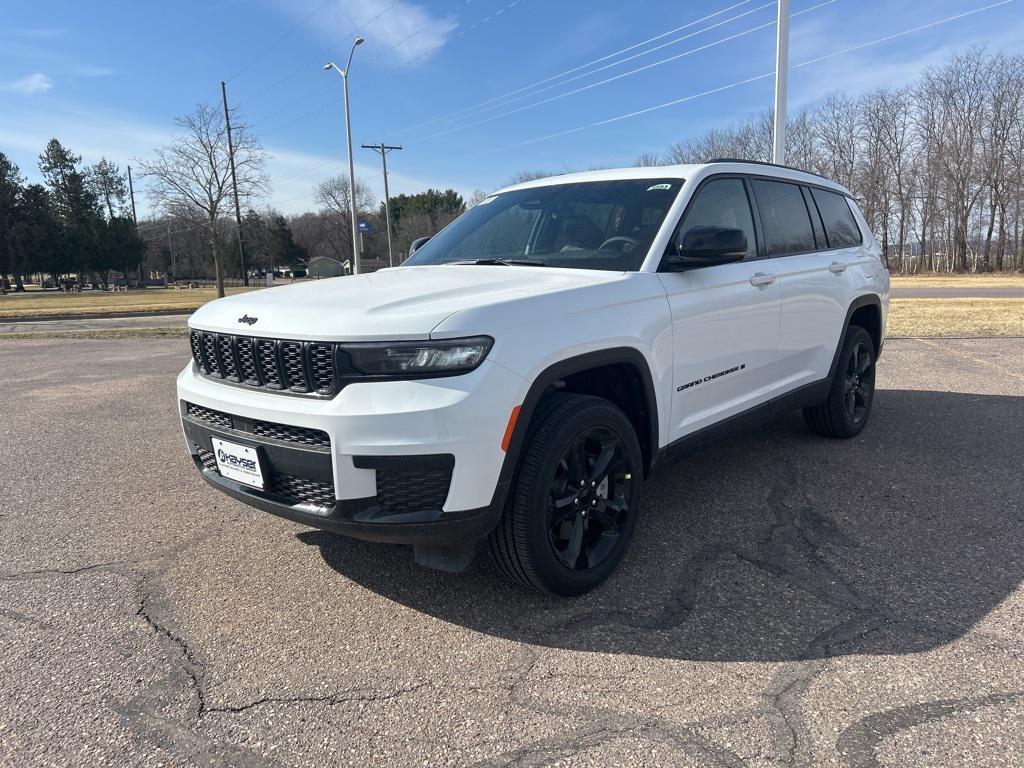 new 2025 Jeep Grand Cherokee L car, priced at $38,500