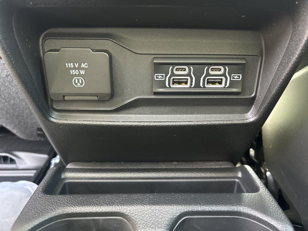 new 2025 Jeep Grand Cherokee L car, priced at $38,500