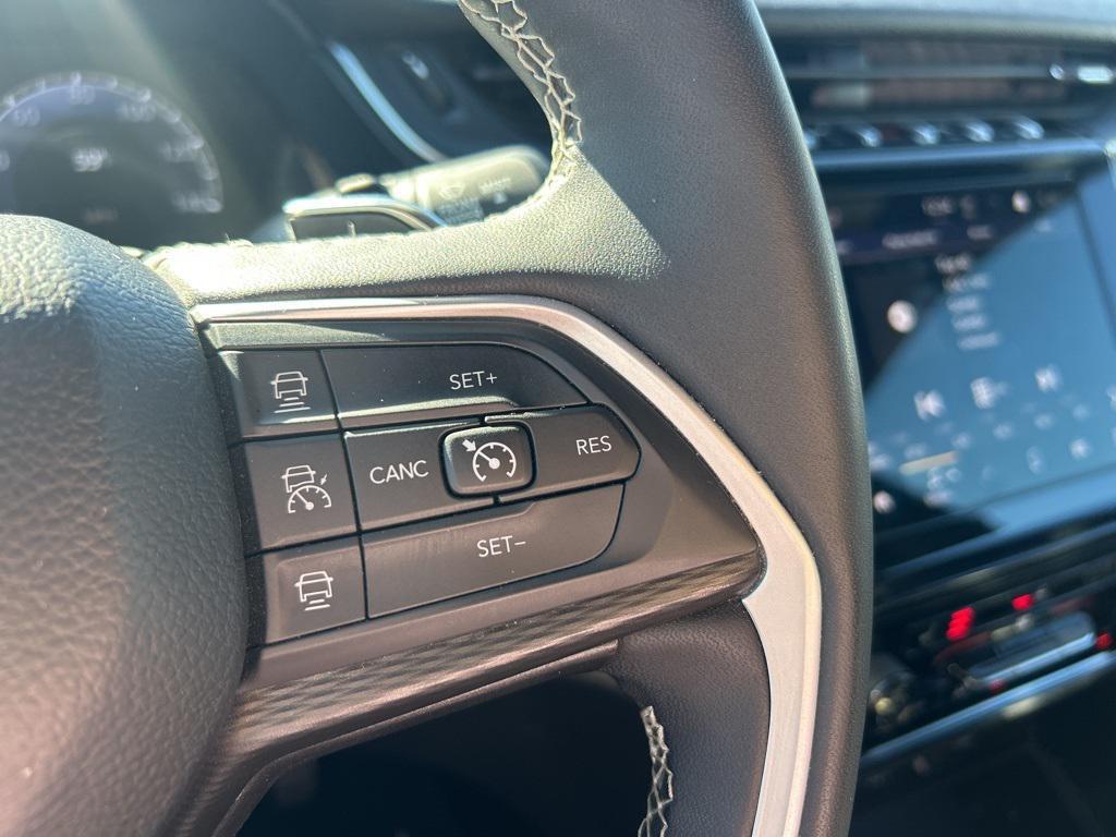used 2023 Jeep Grand Cherokee L car, priced at $29,997