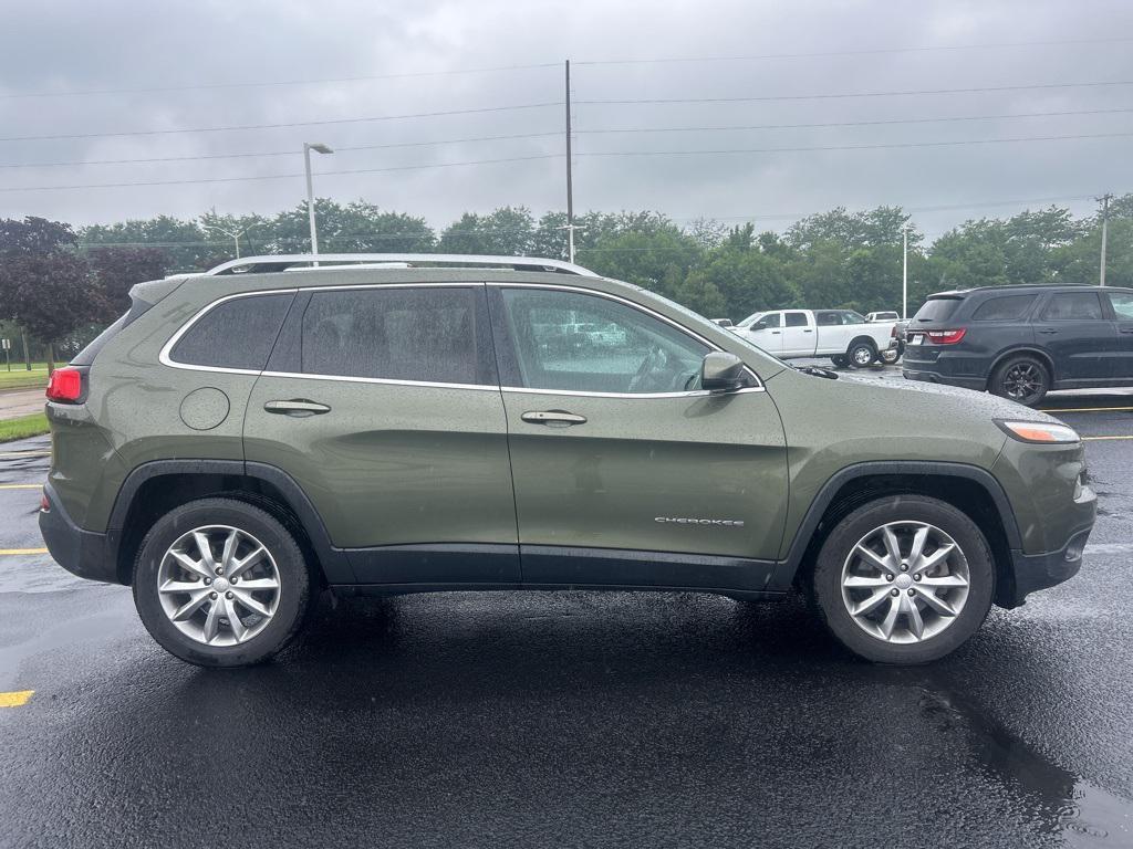 used 2018 Jeep Cherokee car, priced at $17,750