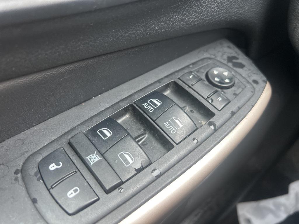 used 2018 Jeep Cherokee car, priced at $17,750