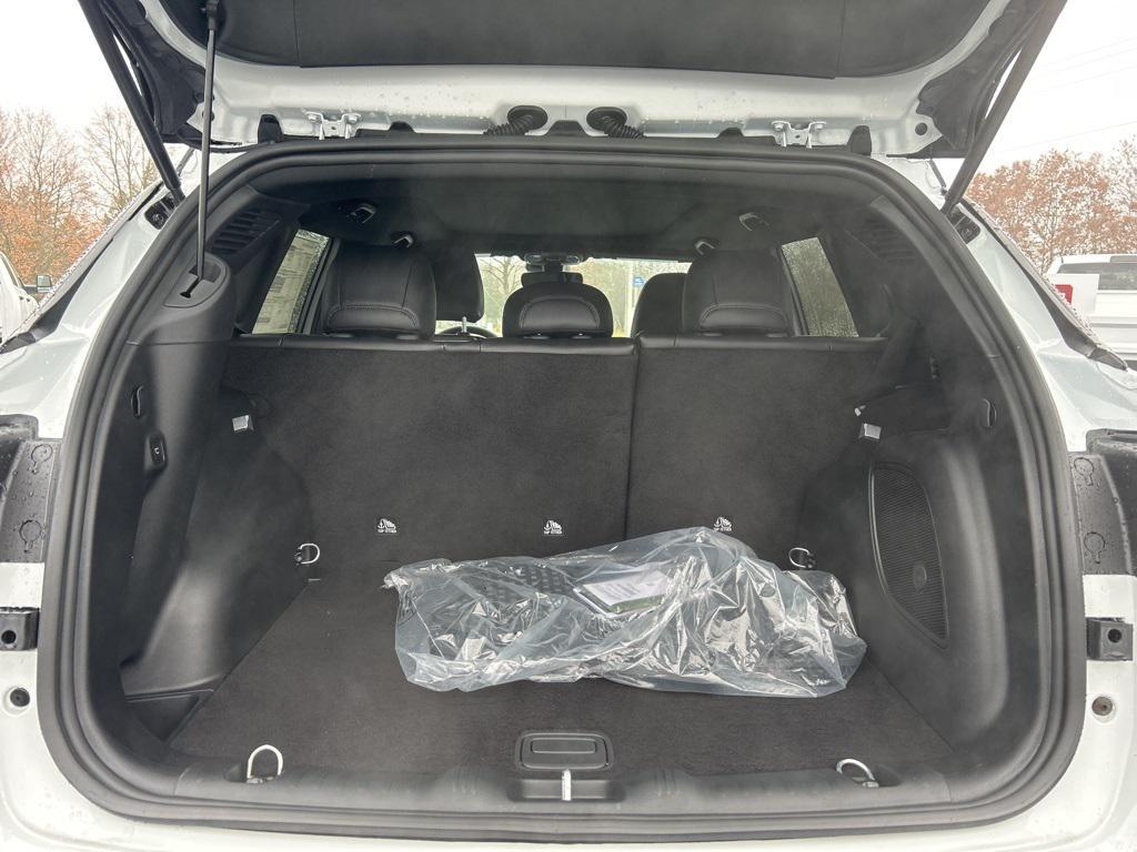 new 2026 Jeep Compass car, priced at $38,260