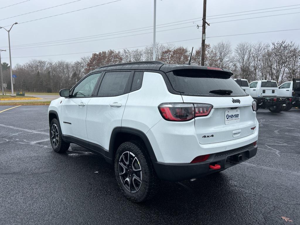 new 2026 Jeep Compass car, priced at $38,260