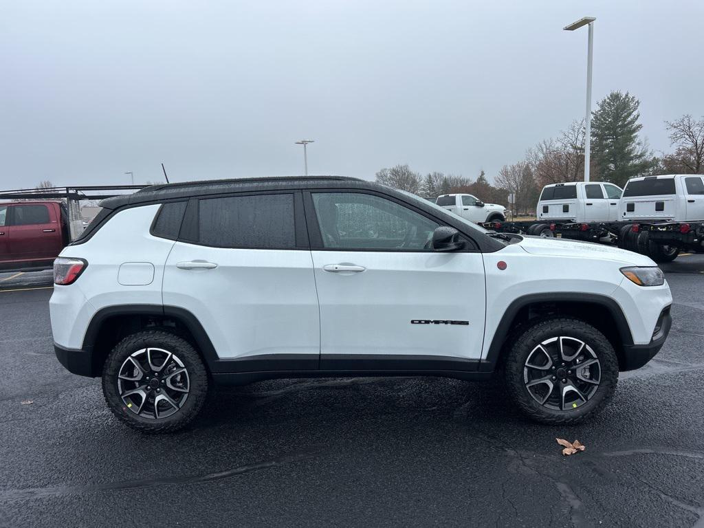 new 2026 Jeep Compass car, priced at $38,260