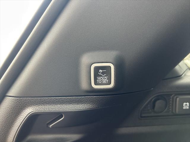 new 2025 Jeep Grand Cherokee car, priced at $51,033