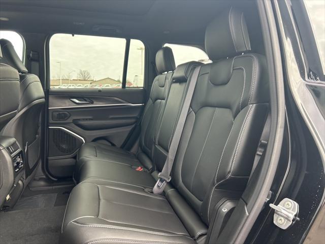new 2025 Jeep Grand Cherokee car, priced at $51,033