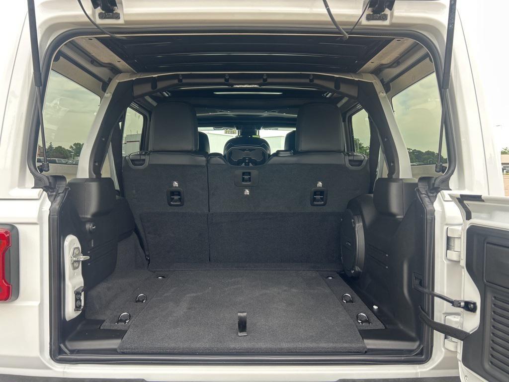 new 2025 Jeep Wrangler car, priced at $54,564