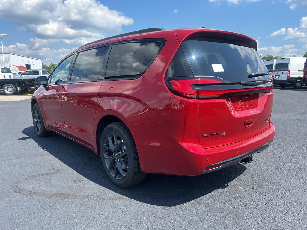 new 2026 Chrysler Pacifica car, priced at $49,735
