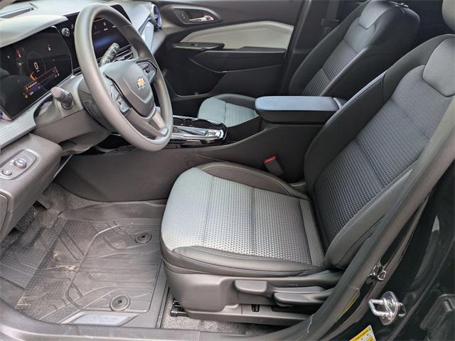 new 2025 Chevrolet Trax car, priced at $22,439