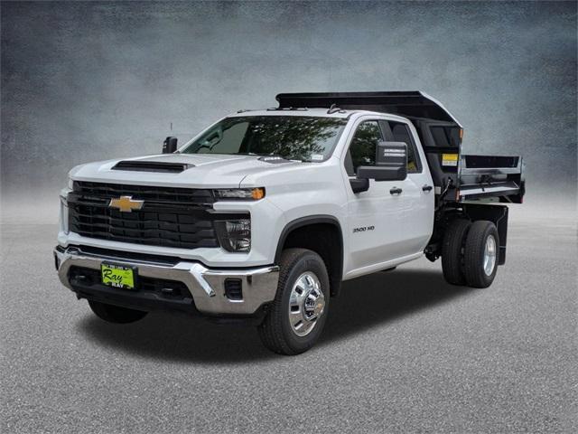 new 2025 Chevrolet Silverado 3500 car, priced at $72,526