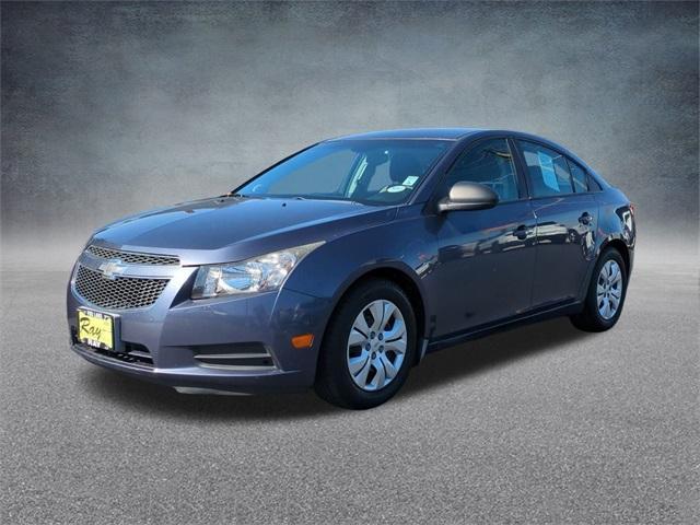used 2014 Chevrolet Cruze car, priced at $6,899