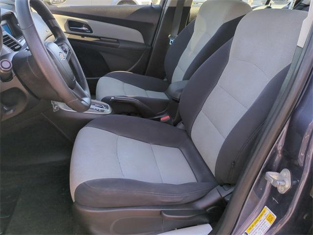 used 2014 Chevrolet Cruze car, priced at $6,899