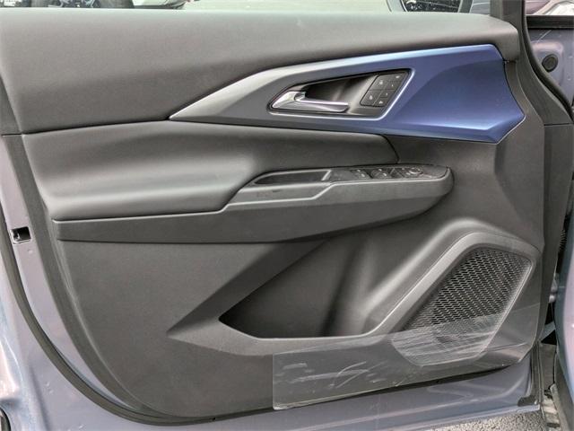 new 2025 Chevrolet Equinox EV car