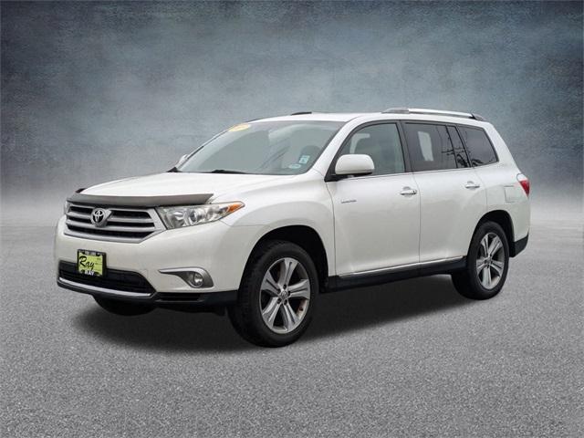 used 2013 Toyota Highlander car, priced at $11,990