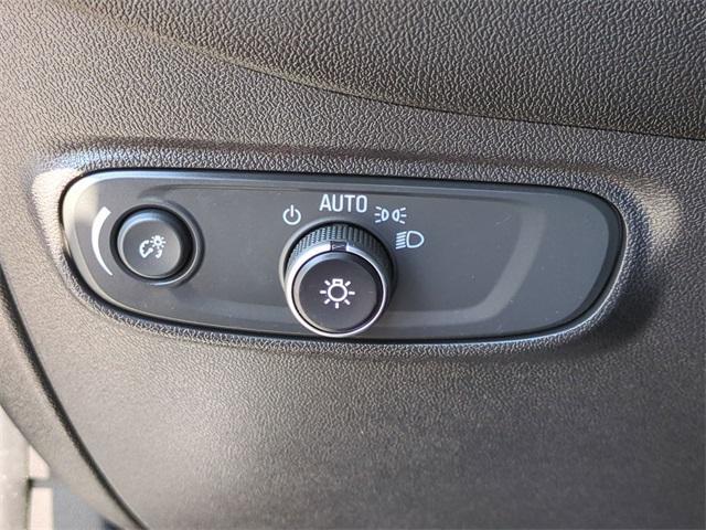 used 2022 Chevrolet Equinox car, priced at $22,299