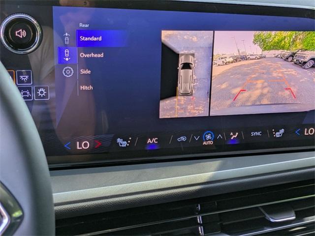 new 2025 Chevrolet Traverse car, priced at $41,231