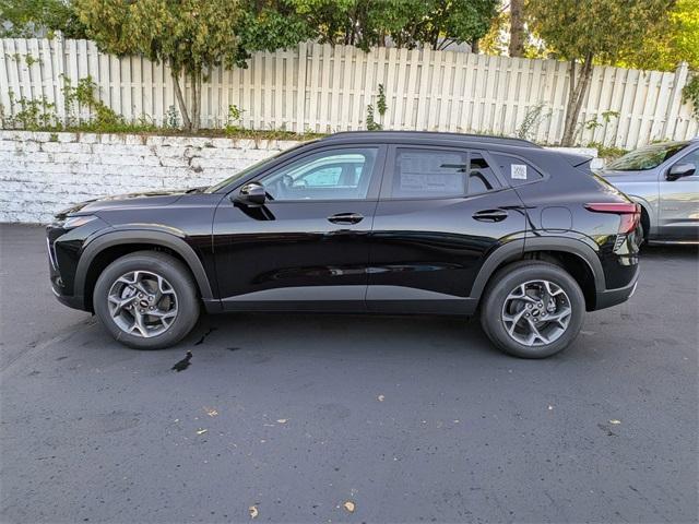 new 2025 Chevrolet Trax car, priced at $23,504