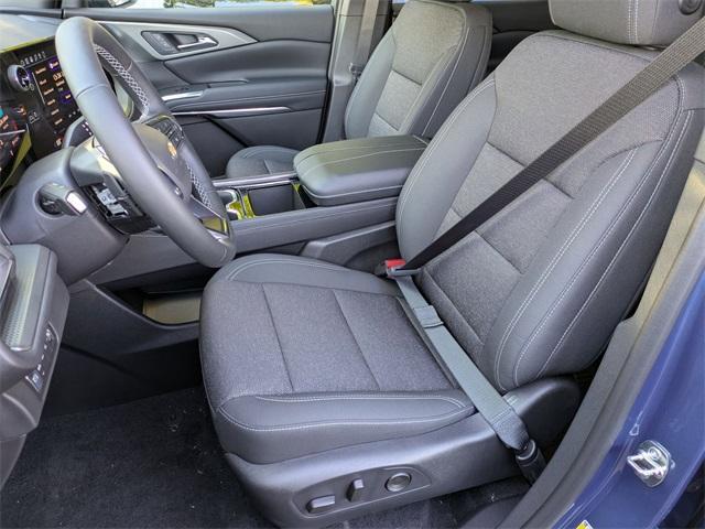 new 2026 Chevrolet Traverse car, priced at $43,398