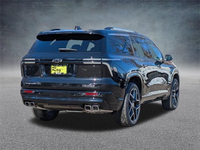 new 2025 Chevrolet Traverse car