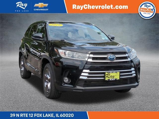 used 2019 Toyota Highlander Hybrid car, priced at $31,998