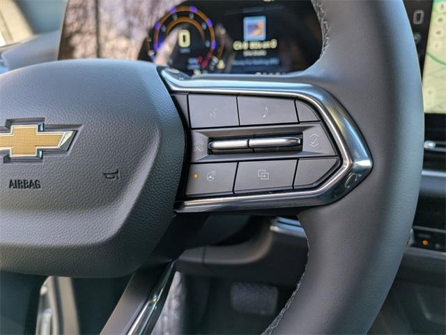 new 2025 Chevrolet Equinox car, priced at $29,405