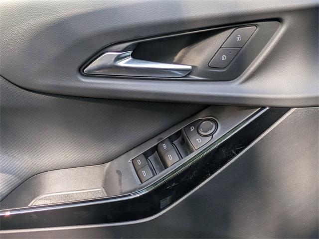 new 2026 Chevrolet Equinox car, priced at $33,033