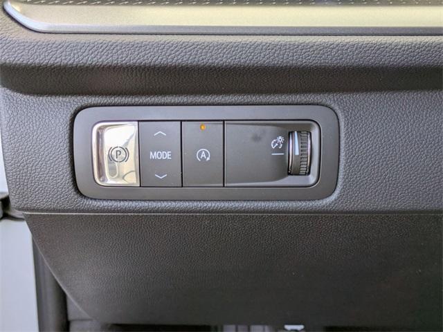 new 2026 Chevrolet Traverse car, priced at $40,880