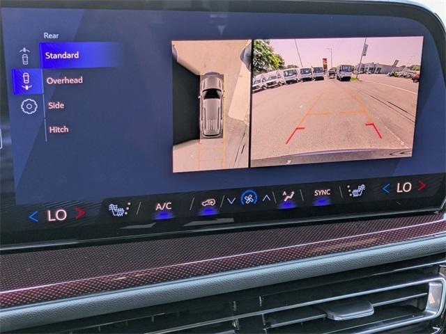 new 2026 Chevrolet Traverse car, priced at $52,007