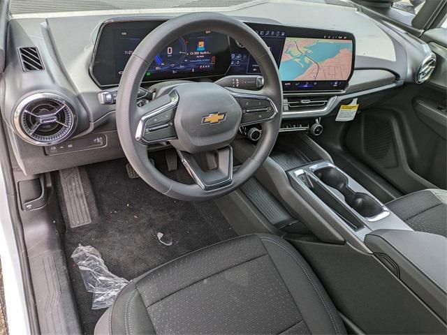 new 2025 Chevrolet Equinox EV car, priced at $32,423