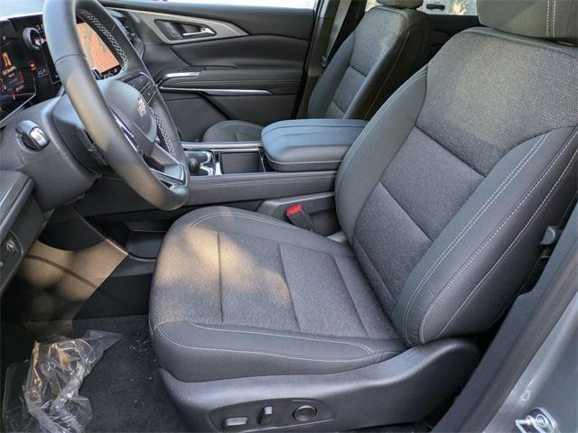 new 2026 Chevrolet Traverse car, priced at $42,810