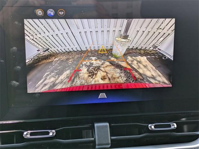 new 2026 Chevrolet Equinox car, priced at $33,506