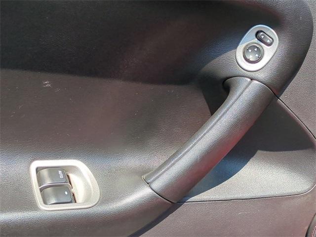 used 2007 Pontiac Solstice car, priced at $12,877