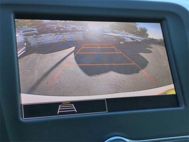 used 2022 Chevrolet Equinox car, priced at $18,499