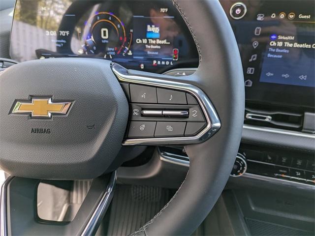new 2025 Chevrolet Equinox car, priced at $30,414