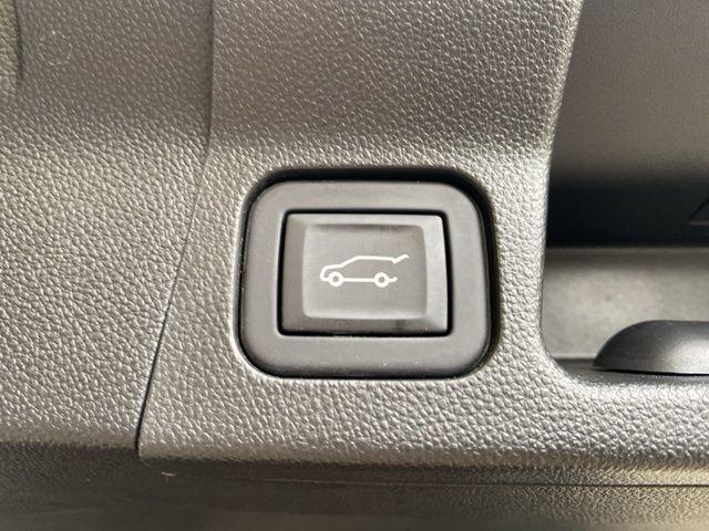 used 2023 GMC Acadia car, priced at $30,976