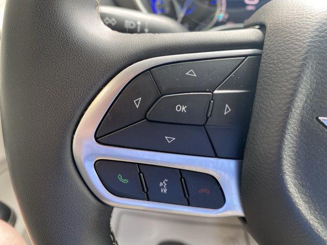 used 2022 Chrysler Pacifica car, priced at $23,119