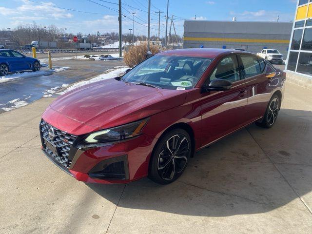 used 2023 Nissan Altima car, priced at $23,657