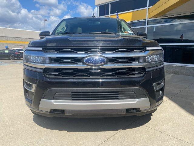 used 2023 Ford Expedition car, priced at $45,402