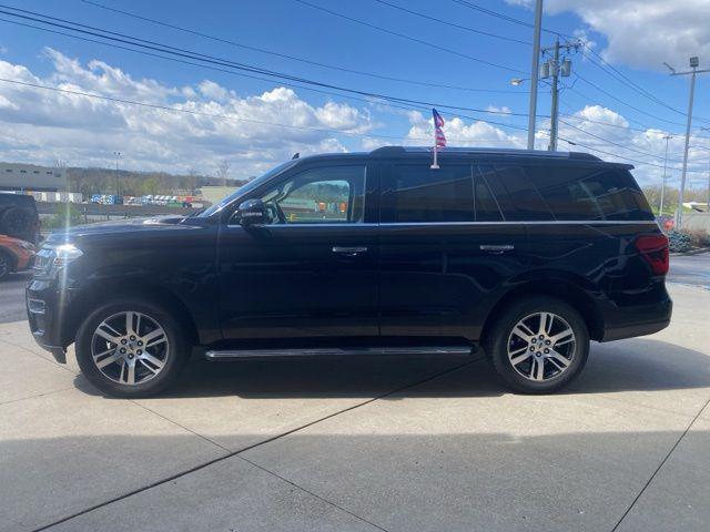 used 2023 Ford Expedition car, priced at $45,402