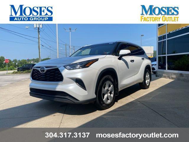 used 2022 Toyota Highlander car, priced at $30,681