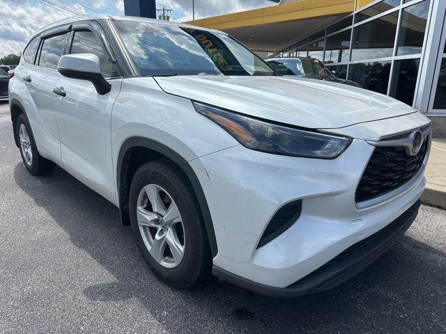 used 2022 Toyota Highlander car, priced at $30,931