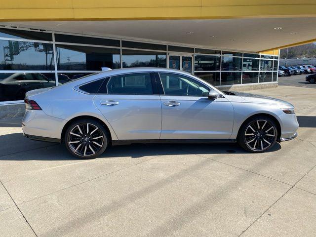 used 2024 Honda Accord Hybrid car, priced at $32,895