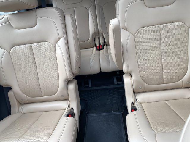 used 2021 Jeep Grand Cherokee L car, priced at $27,733