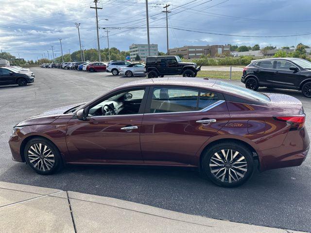 used 2023 Nissan Altima car, priced at $22,616