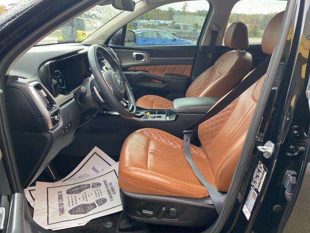 used 2021 Kia Sorento car, priced at $26,487